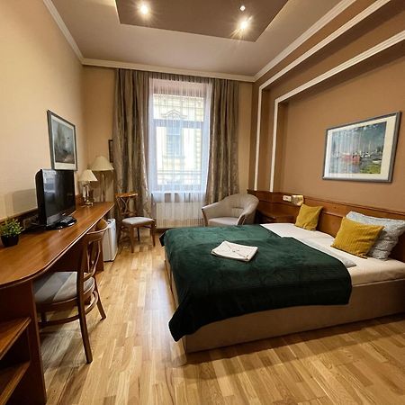 Hotel Wagner Szombathely Buitenkant foto